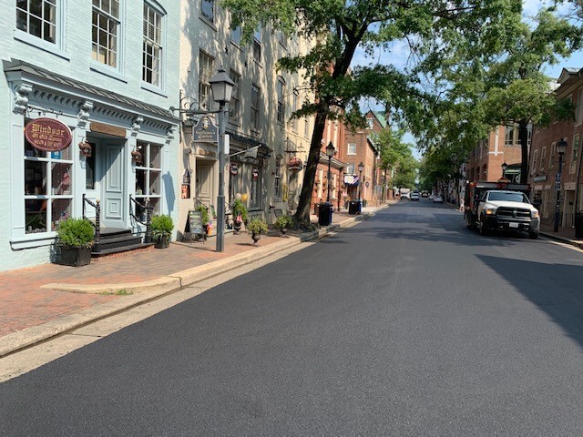 Paved_Street_Old_Town_TES